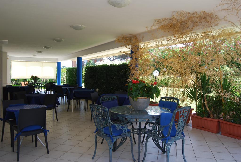 Telma Hotel テッラチーナ エクステリア 写真